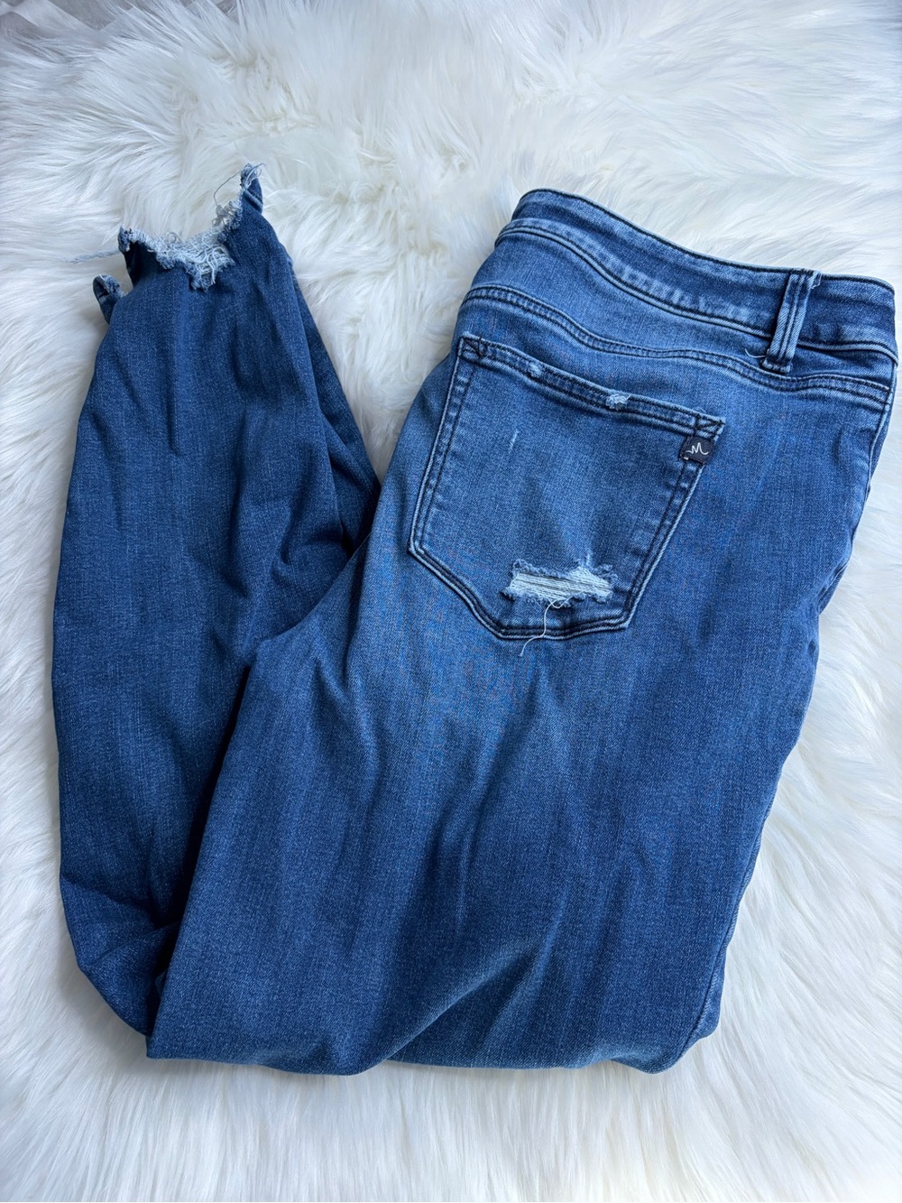 Maurices Mid Rise Raw Hem Skinny Jeans Size XL Regular